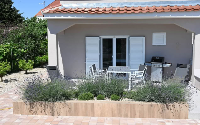 Villa Gehl apartment 3 in Lopar – rooms and furnishings