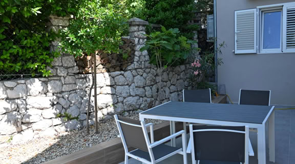 Apartmán 3 ve Villa Gehl v Loparu – pokoje a vybavení
