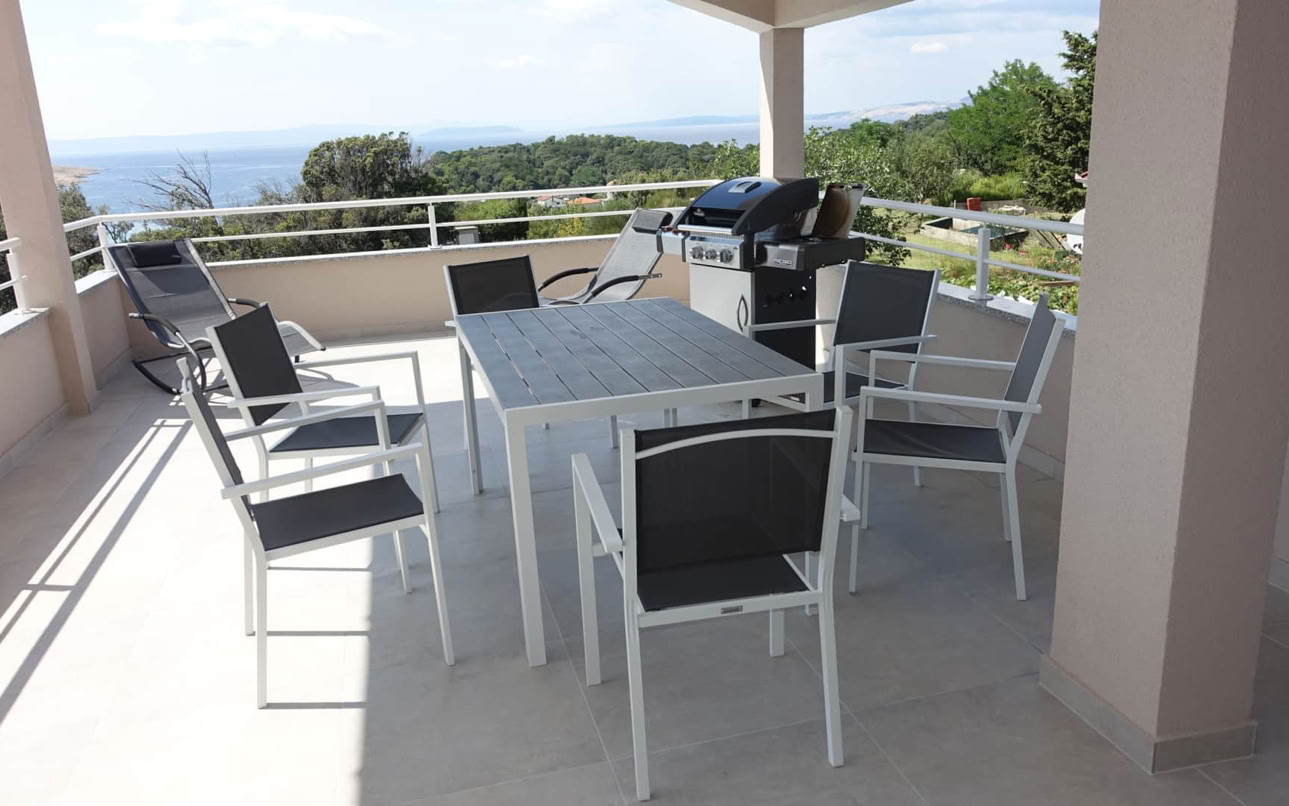Villa Gehl apartment 3 in Lopar – rooms and furnishings