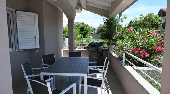 Apartament 2 w Villa Gehl w Loparze – wnętrza i wyposażenie