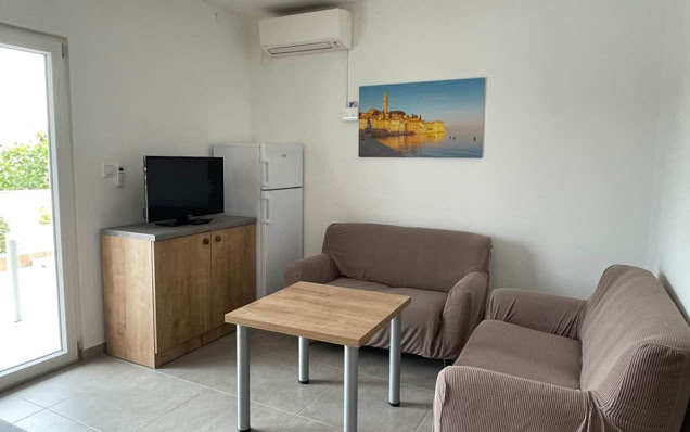 Villa Gehl apartment 3 in Lopar – rooms and furnishings