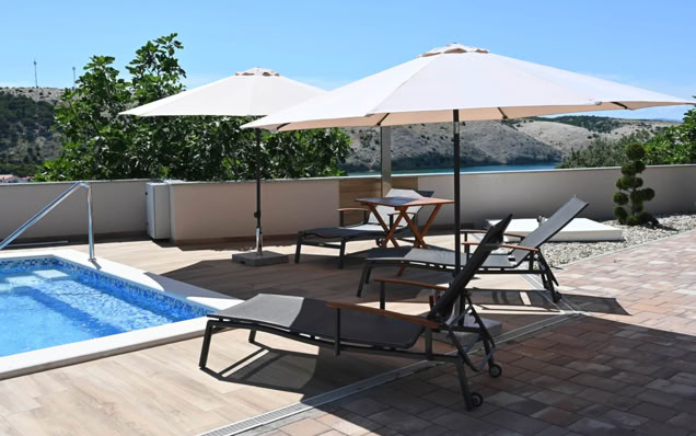 Villa Gehl apartment 1 in Lopar – rooms and furnishings