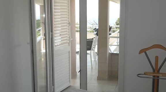 Apartmán 3 ve Villa Gehl v Loparu – pokoje a vybavení