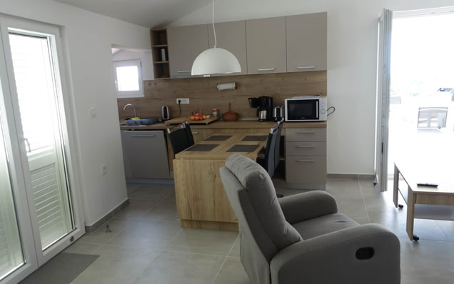 Villa Gehl apartment 3 in Lopar – rooms and furnishings