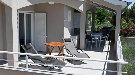 Apartament 2 w Villa Gehl w Loparze – wnętrza i wyposażenie